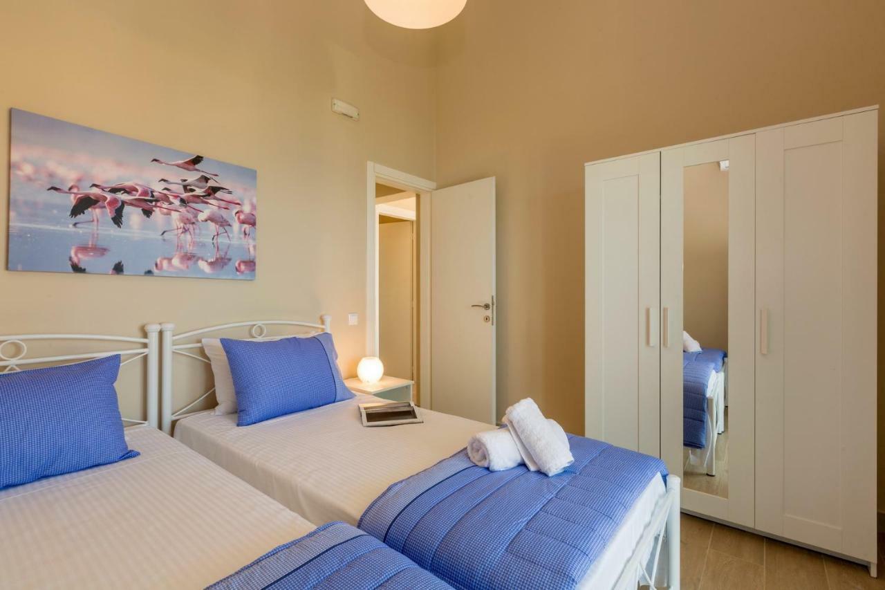 Alisachni Apartments Apraos Bagian luar foto